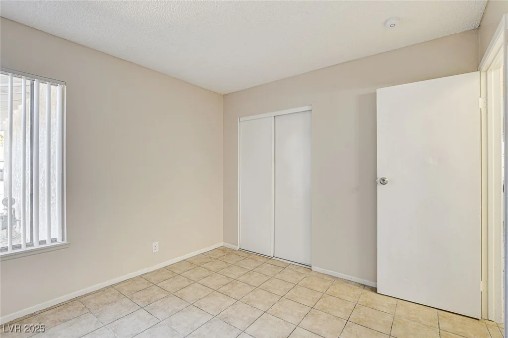 4721 Via Renaldo, Las Vegas, NV 89103