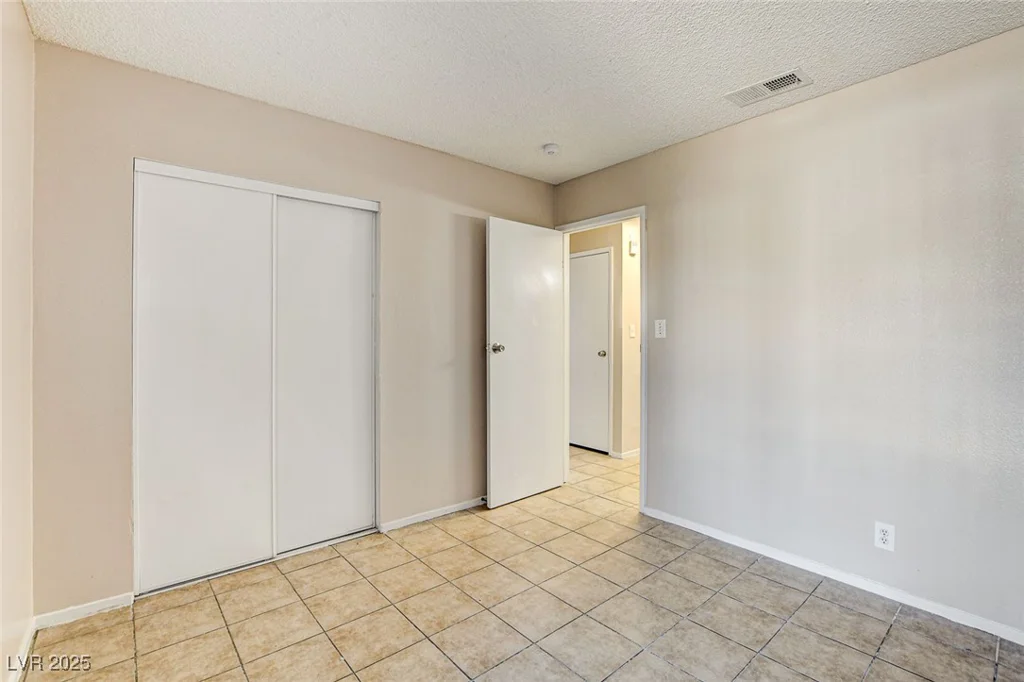 4721 Via Renaldo, Las Vegas, NV 89103