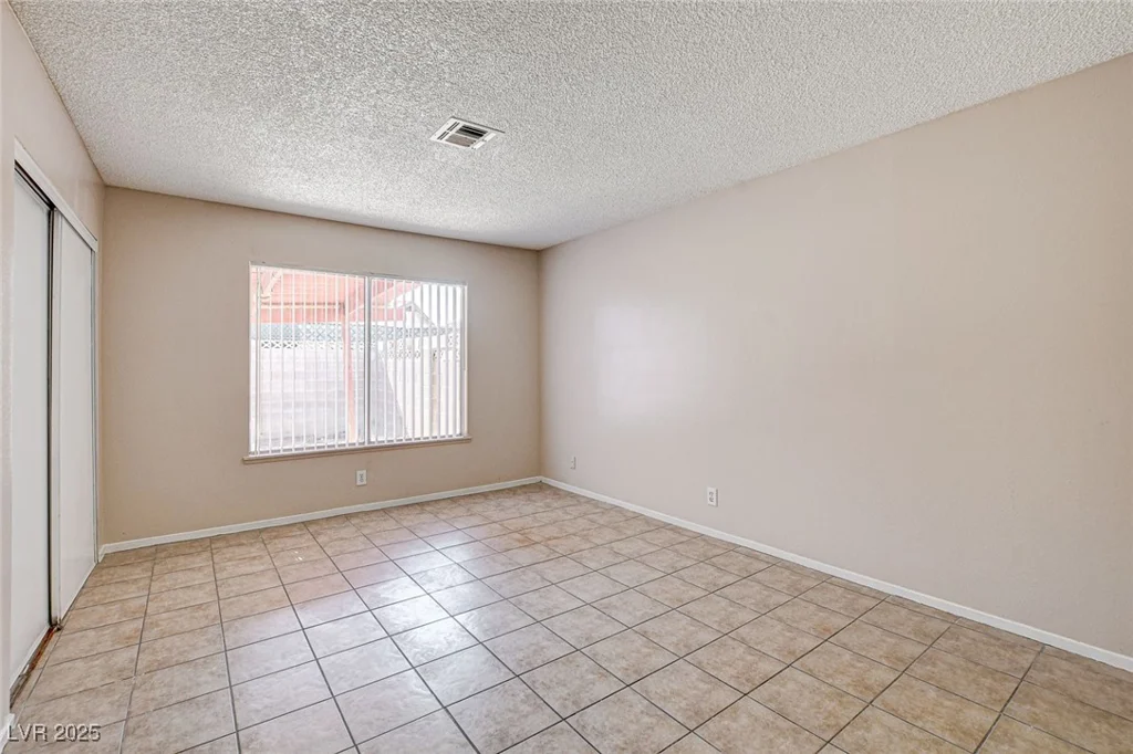 4721 Via Renaldo, Las Vegas, NV 89103