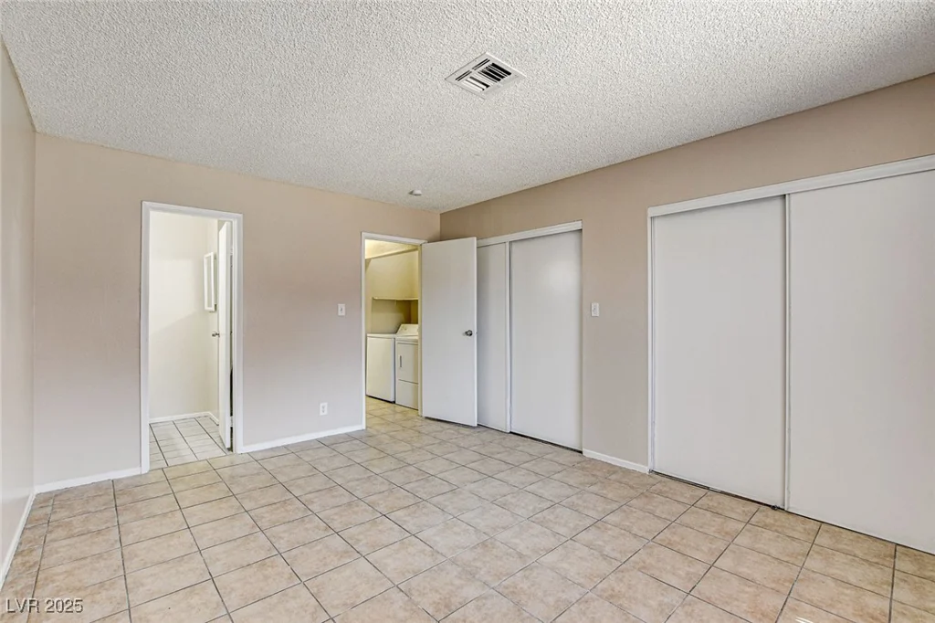 4721 Via Renaldo, Las Vegas, NV 89103