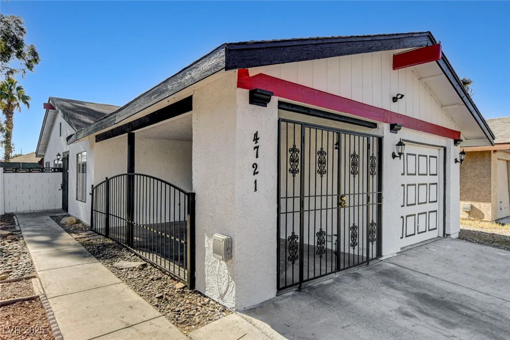 4721 Via Renaldo, Las Vegas, NV 89103