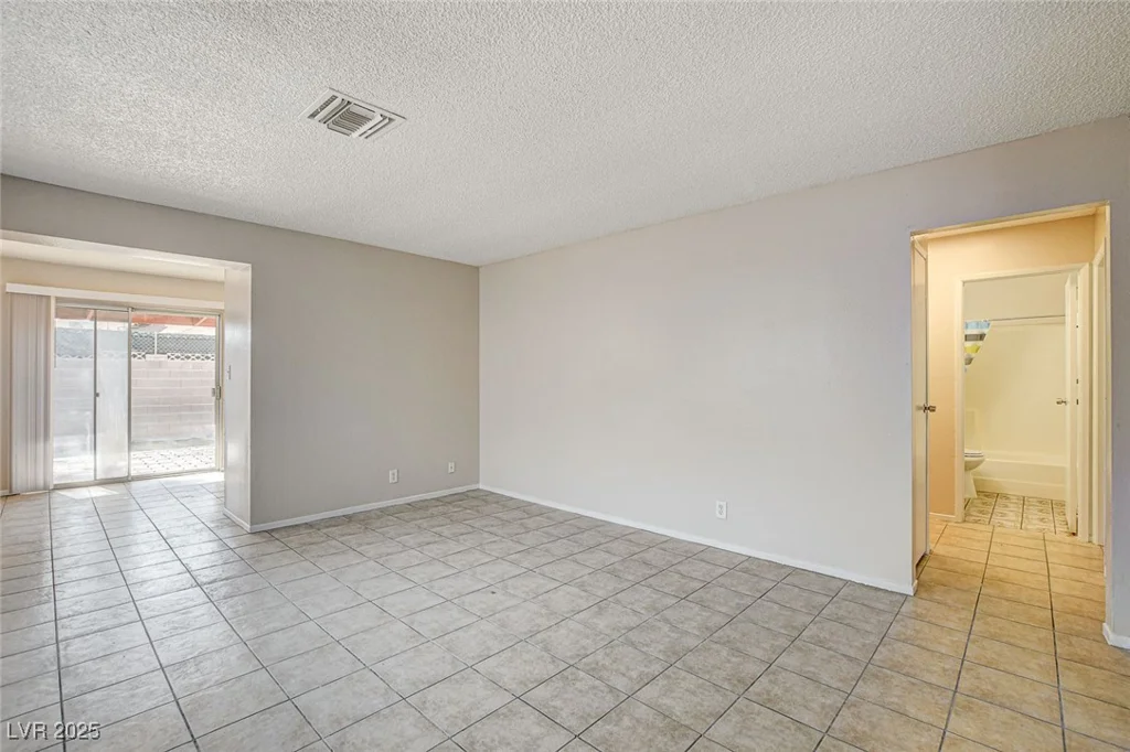 4721 Via Renaldo, Las Vegas, NV 89103
