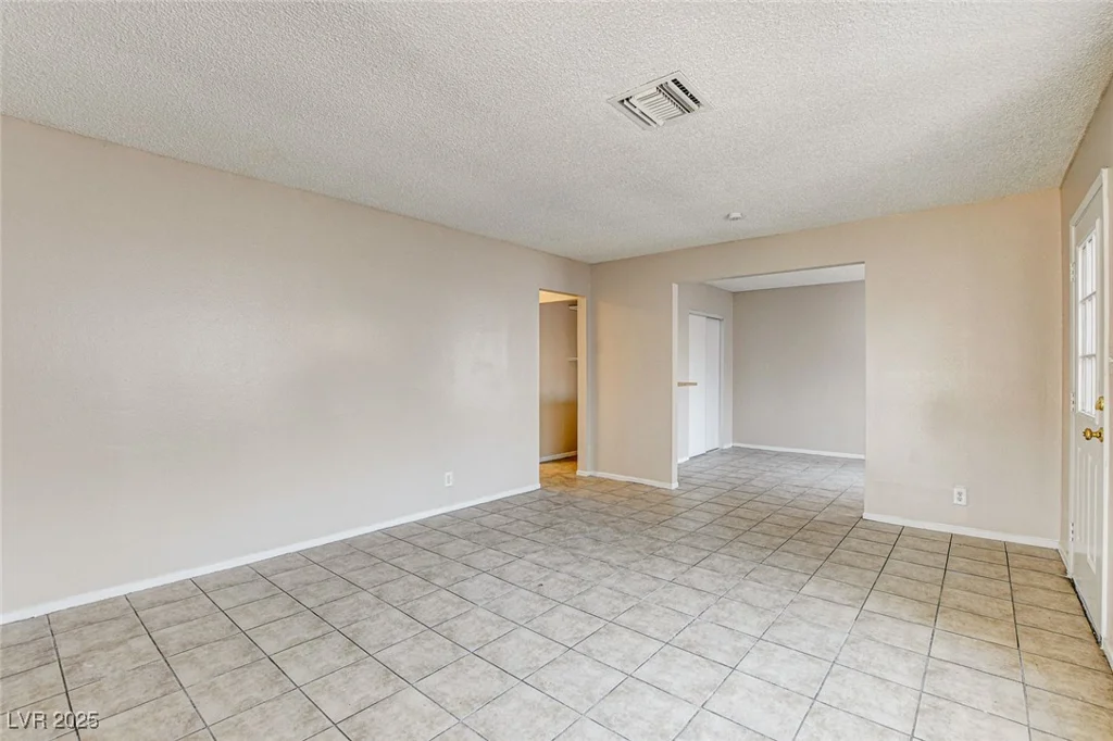 4721 Via Renaldo, Las Vegas, NV 89103