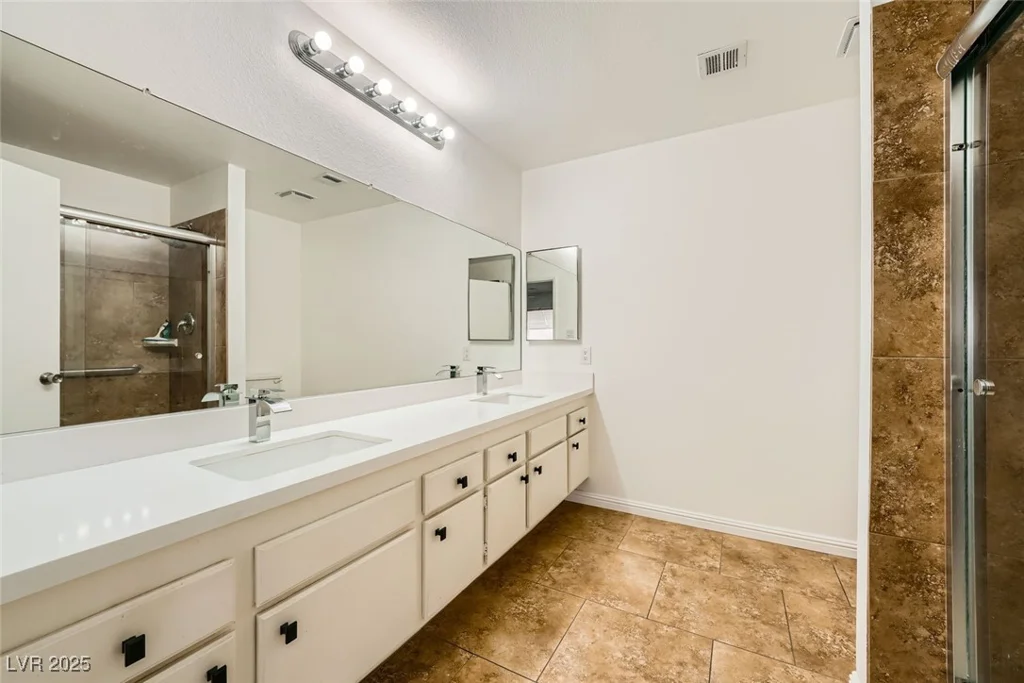 1688 Crest, Las Vegas, NV 89119