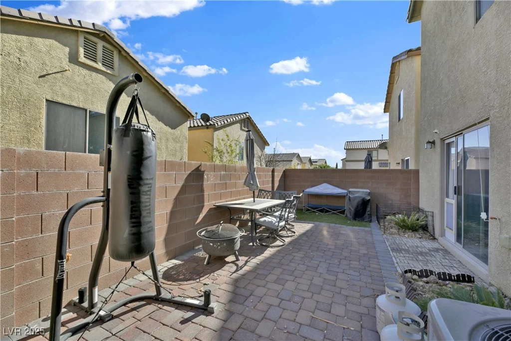 7868 Running Doe, Las Vegas, NV 89149