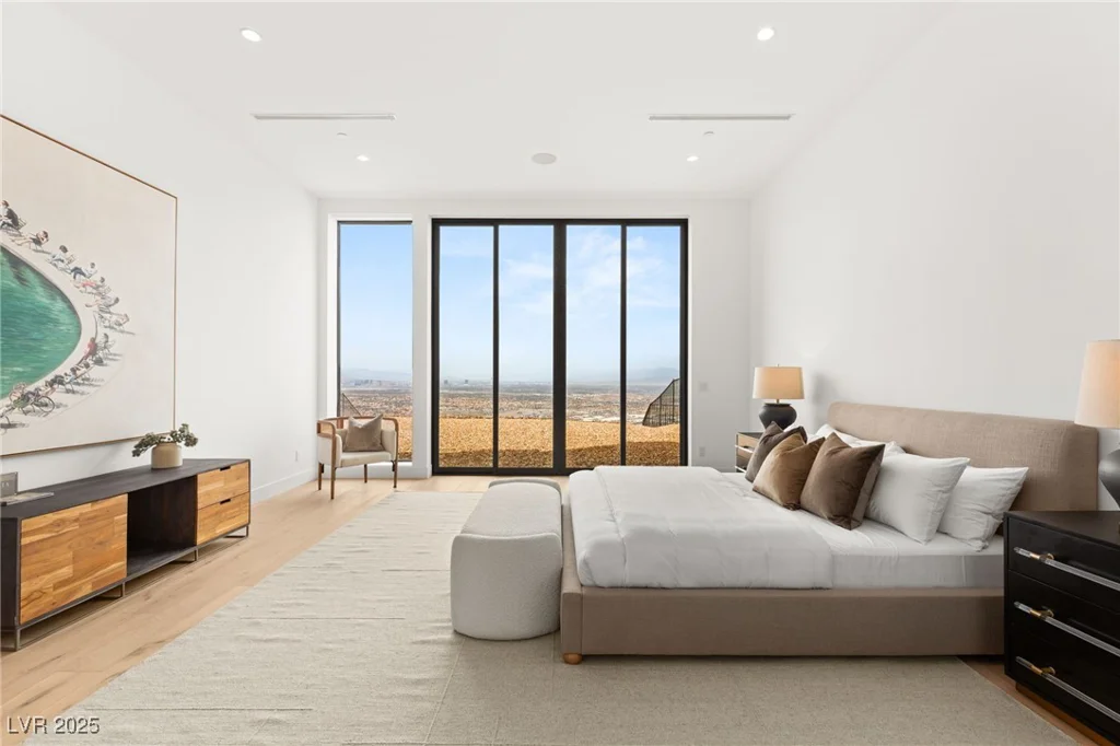 506 Overlook Rim, Henderson, NV 89012