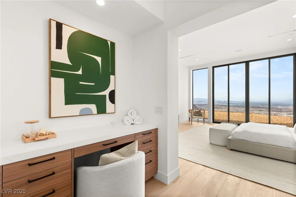 506 Overlook Rim, Henderson, NV 89012