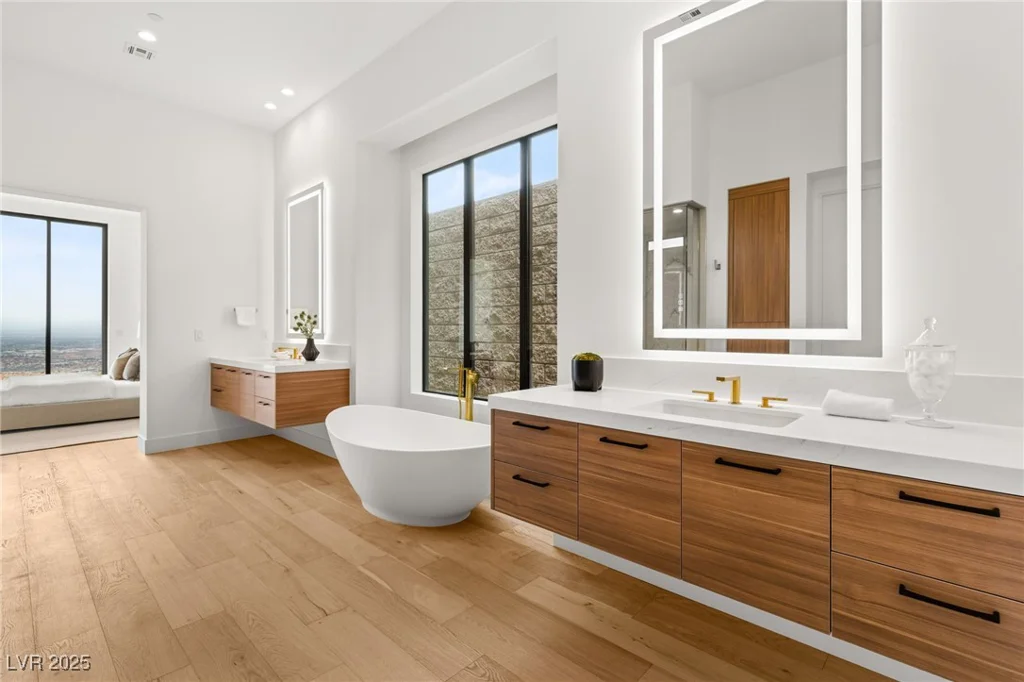 506 Overlook Rim, Henderson, NV 89012