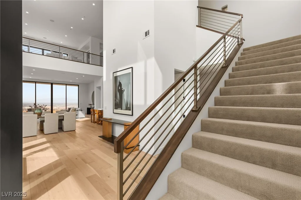506 Overlook Rim, Henderson, NV 89012