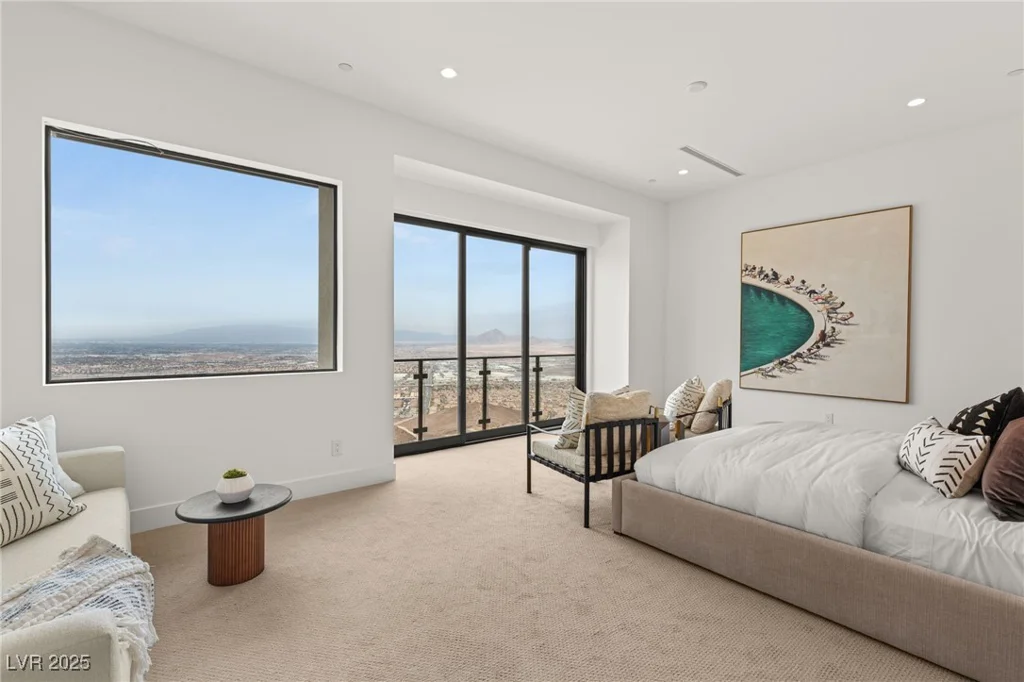 506 Overlook Rim, Henderson, NV 89012