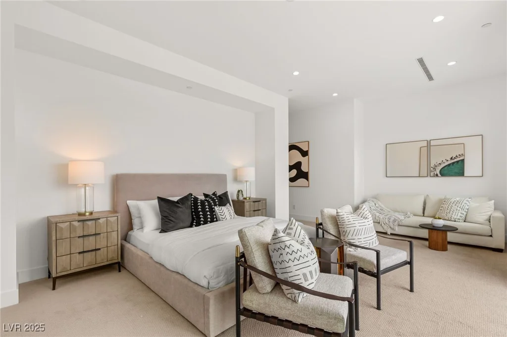 506 Overlook Rim, Henderson, NV 89012
