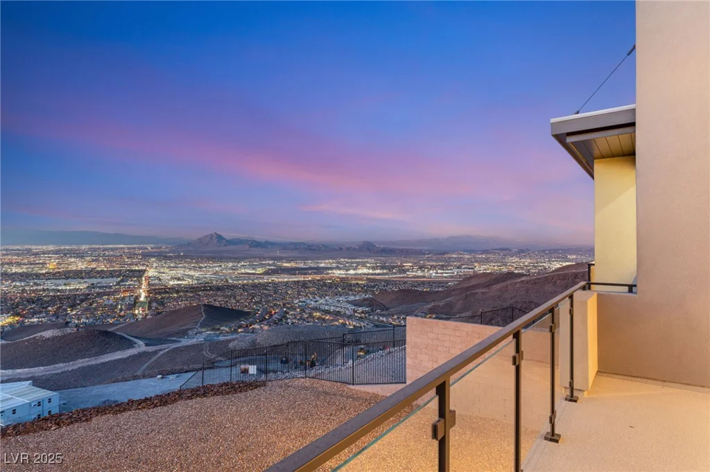 506 Overlook Rim, Henderson, NV 89012