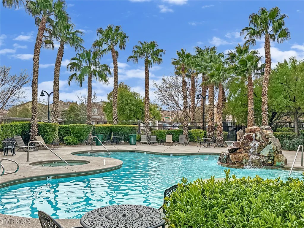 10424 Wyatt Earp, Las Vegas, NV 89129