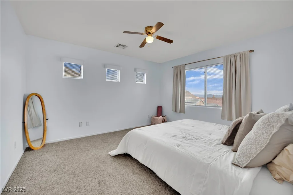10424 Wyatt Earp, Las Vegas, NV 89129