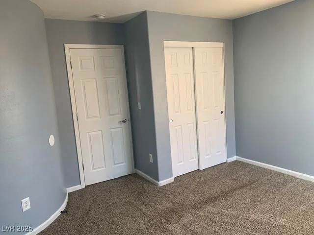 2821 White Peaks, North Las Vegas, NV 89081