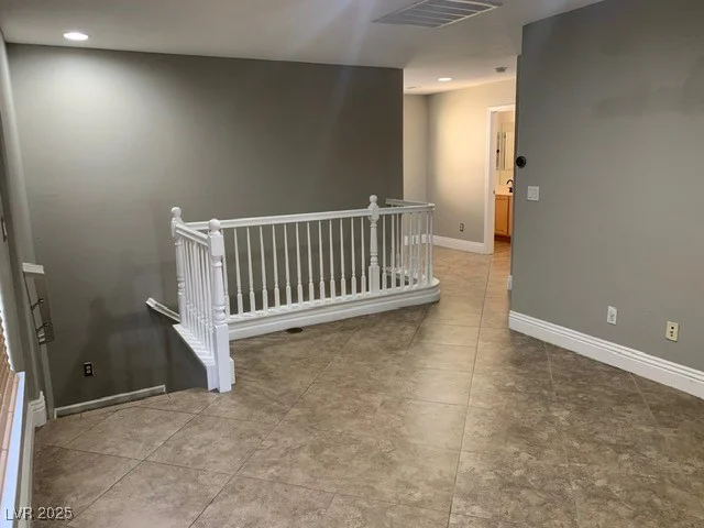 2821 White Peaks, North Las Vegas, NV 89081