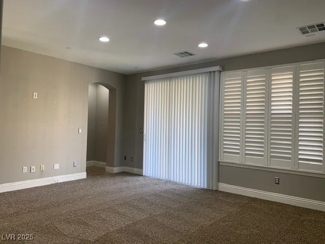 2821 White Peaks, North Las Vegas, NV 89081