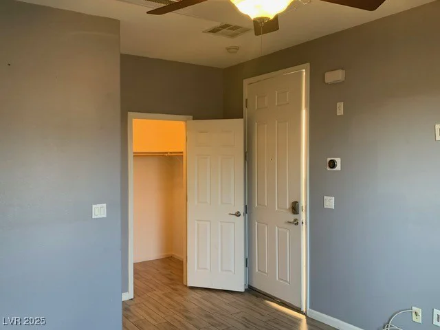 2821 White Peaks, North Las Vegas, NV 89081