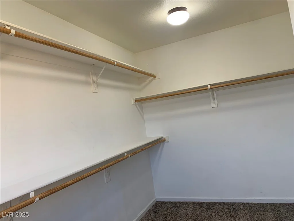 2821 White Peaks, North Las Vegas, NV 89081