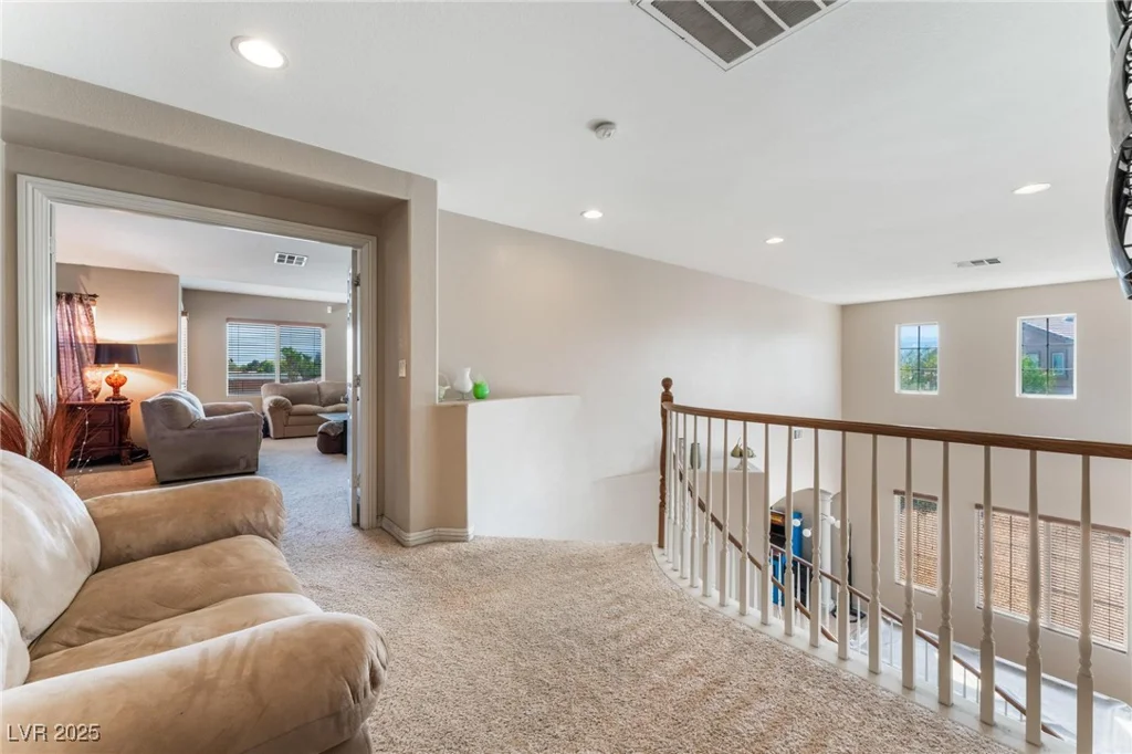 6165 Smarty Jones, Las Vegas, NV 89131