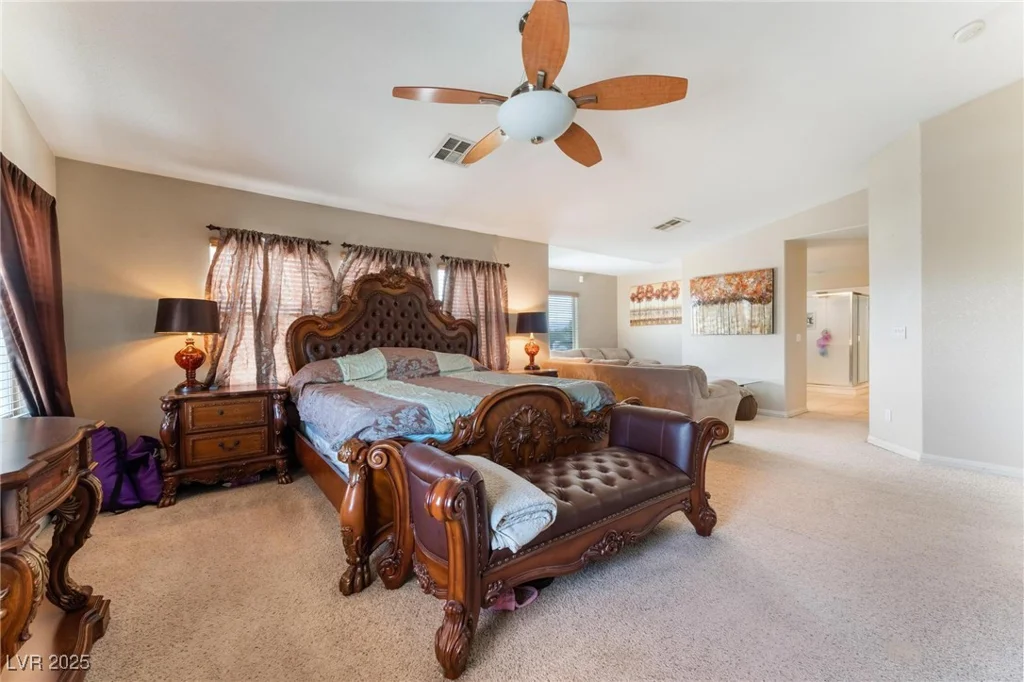 6165 Smarty Jones, Las Vegas, NV 89131