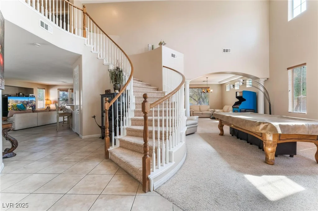 6165 Smarty Jones, Las Vegas, NV 89131