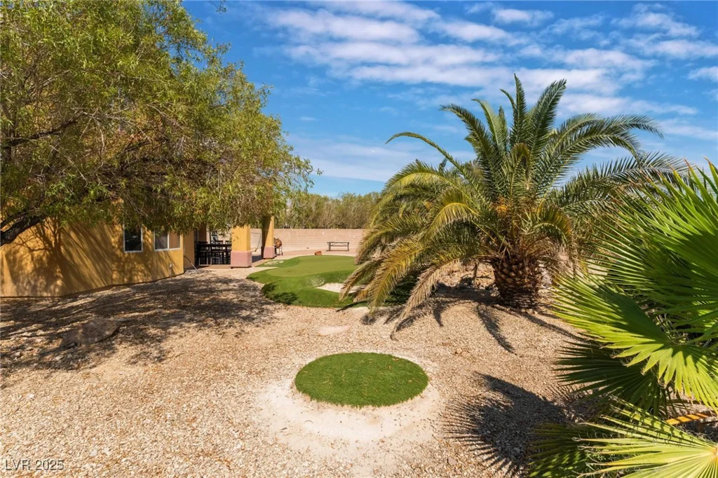 6165 Smarty Jones, Las Vegas, NV 89131