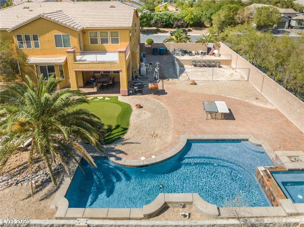 6165 Smarty Jones, Las Vegas, NV 89131