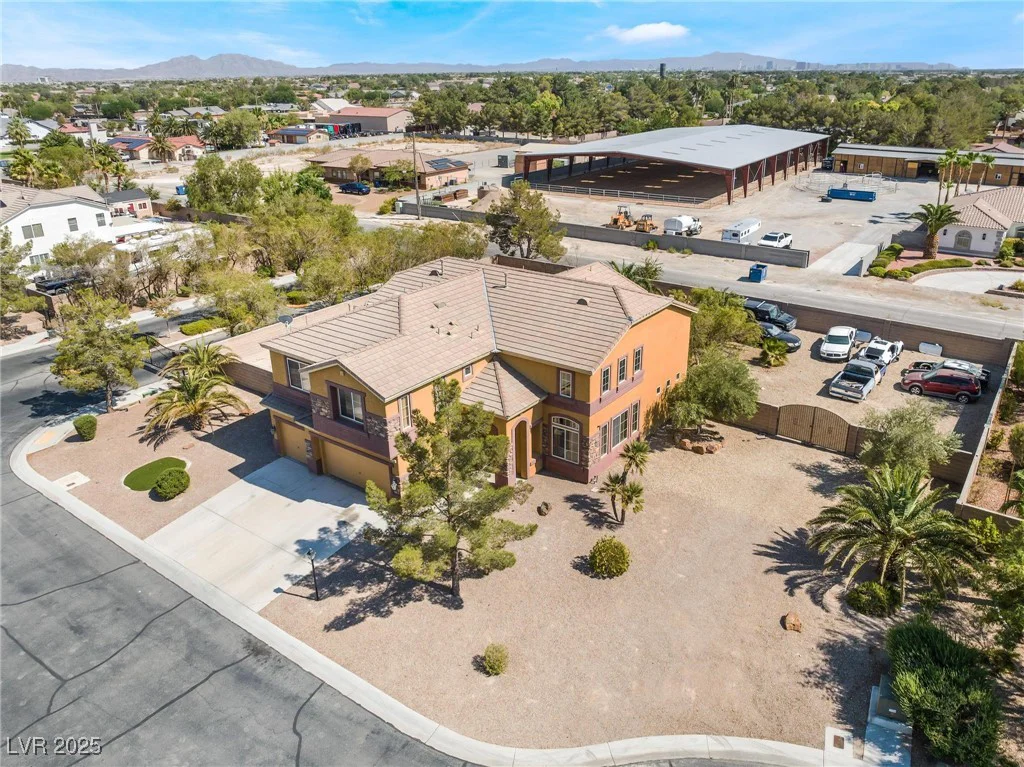 6165 Smarty Jones, Las Vegas, NV 89131