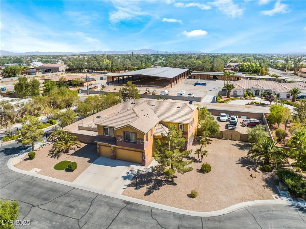 6165 Smarty Jones, Las Vegas, NV 89131