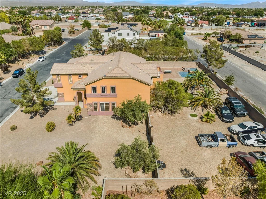 6165 Smarty Jones, Las Vegas, NV 89131