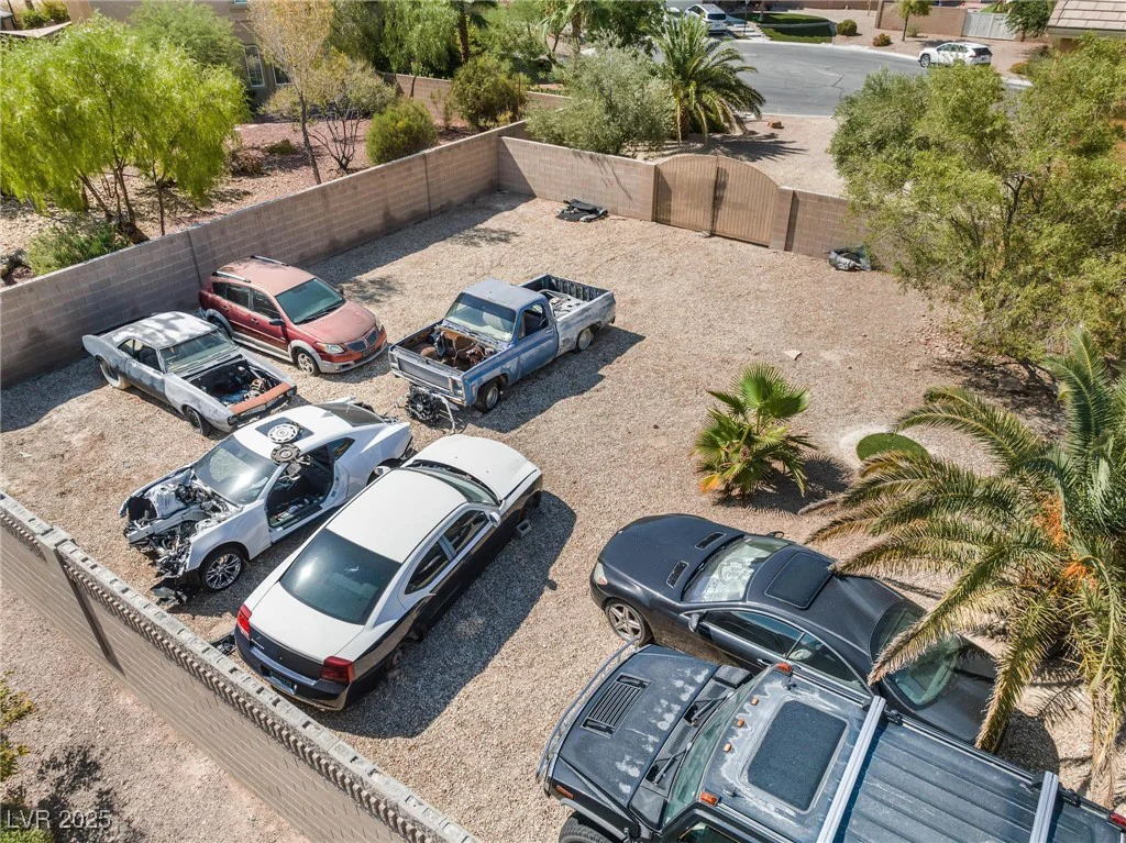 6165 Smarty Jones, Las Vegas, NV 89131