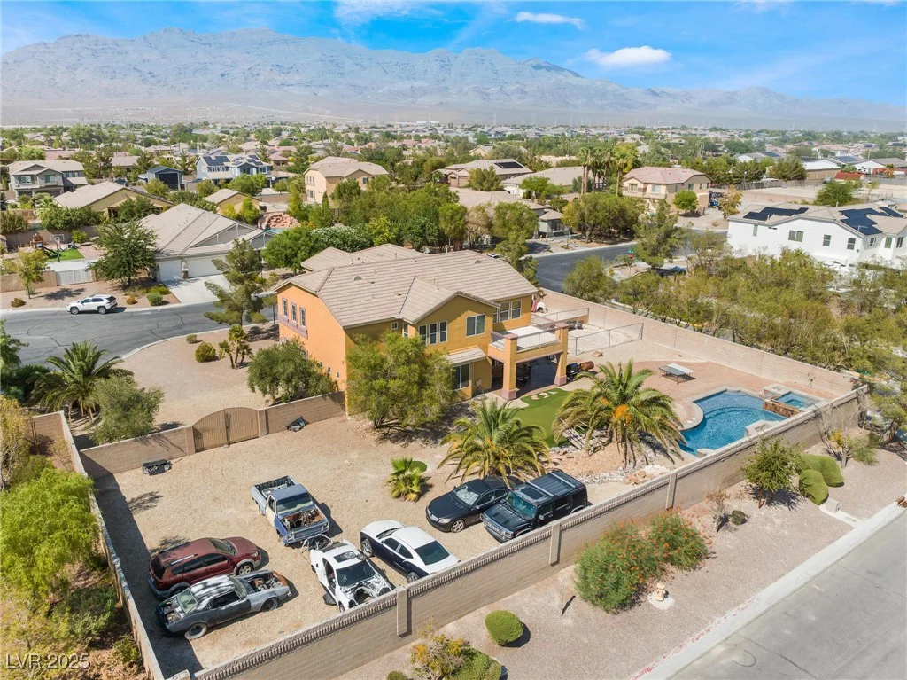 6165 Smarty Jones, Las Vegas, NV 89131