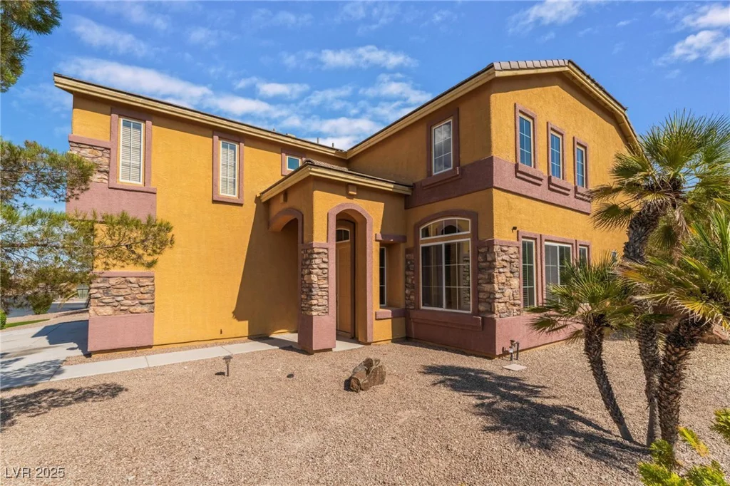 6165 Smarty Jones, Las Vegas, NV 89131