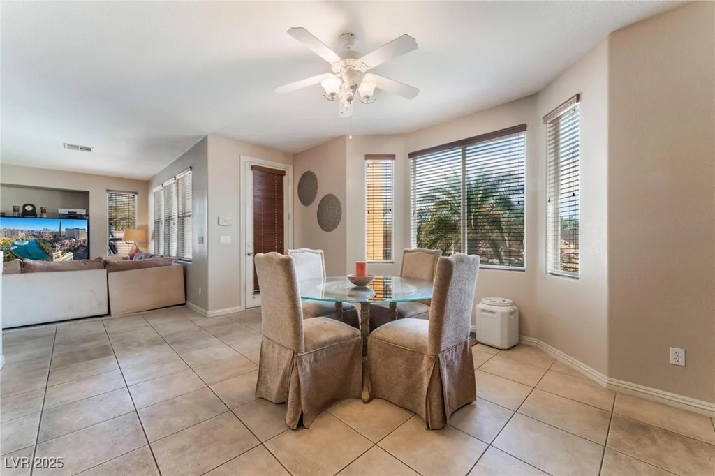 6165 Smarty Jones, Las Vegas, NV 89131