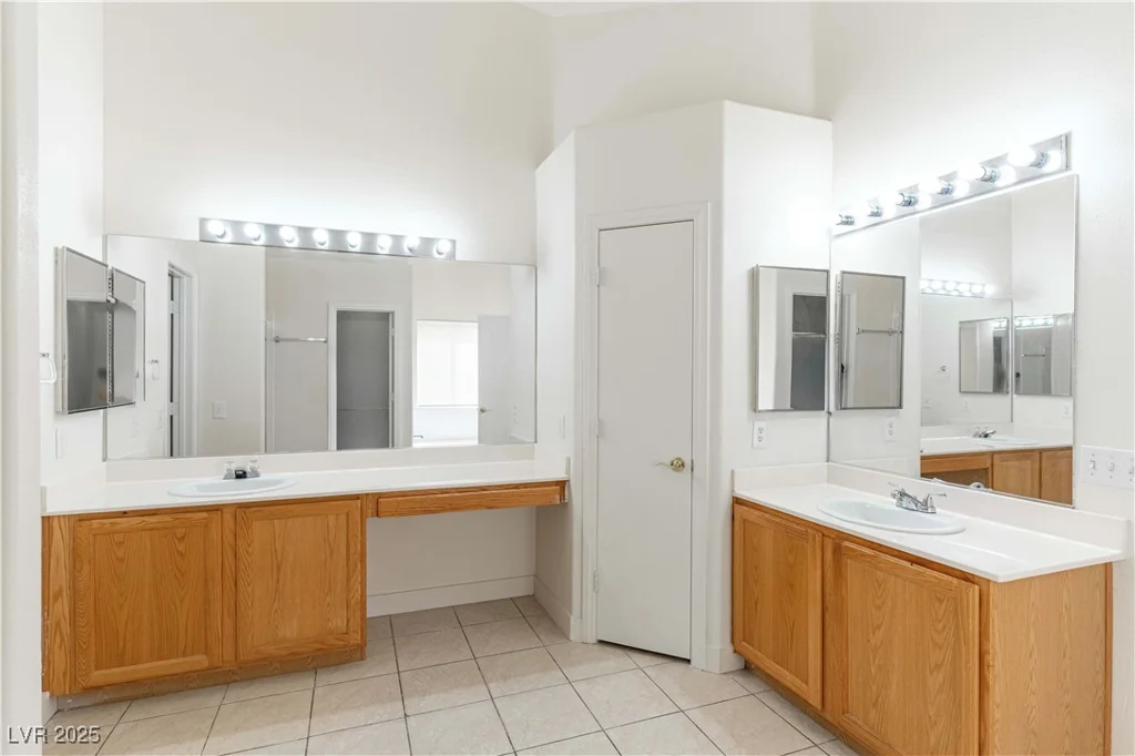 4507 Golden Palomino, North Las Vegas, NV 89032