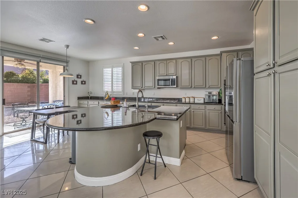 7923 Sleeping Lily, Las Vegas, NV 89178