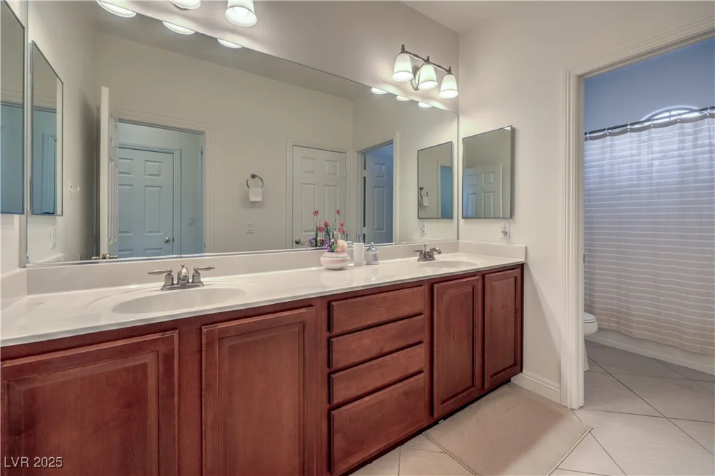 7923 Sleeping Lily, Las Vegas, NV 89178