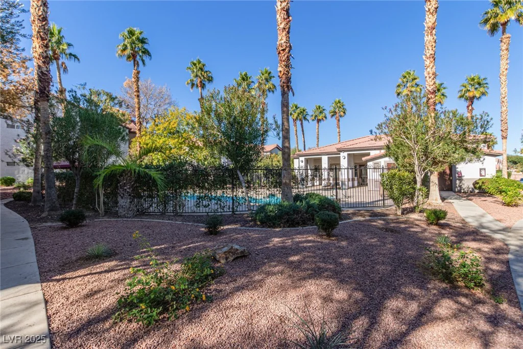 2615 Gary, Las Vegas, NV 89123