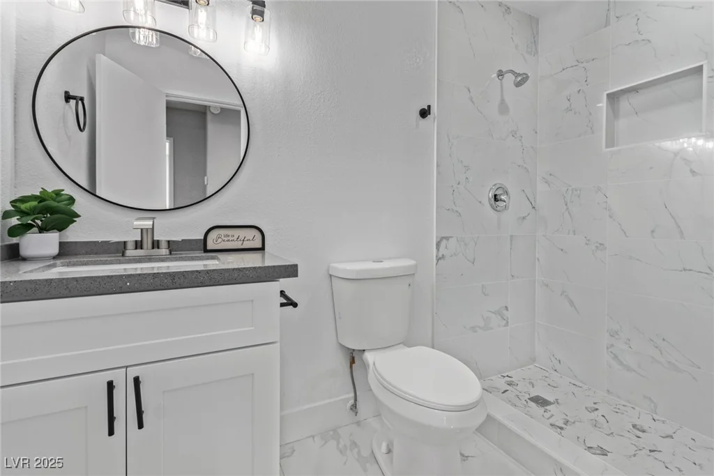 4321 Mott, Las Vegas, NV 89102