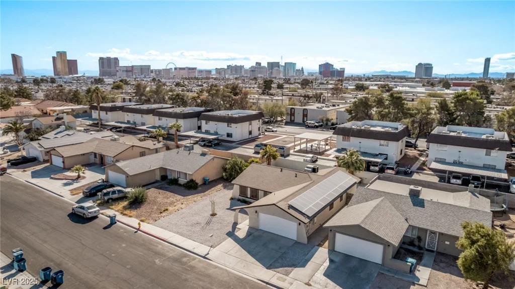 4321 Mott, Las Vegas, NV 89102