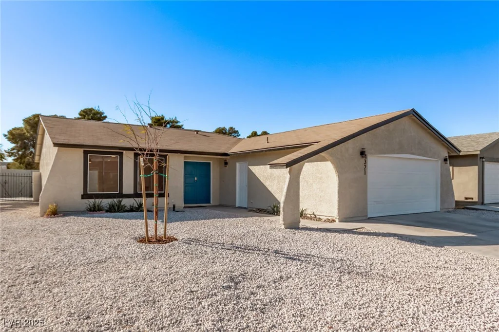 4321 Mott, Las Vegas, NV 89102