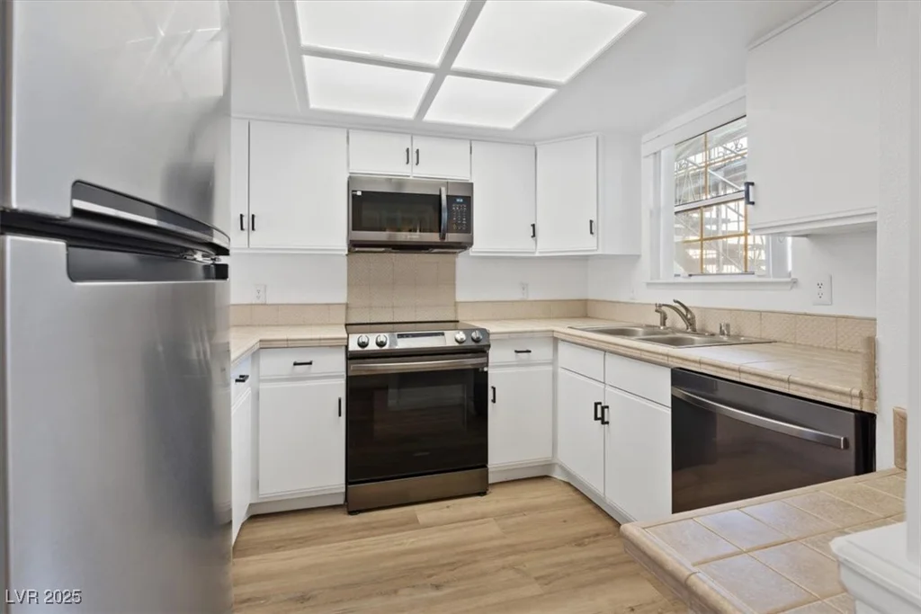 3823 Maryland, Las Vegas, NV 89119