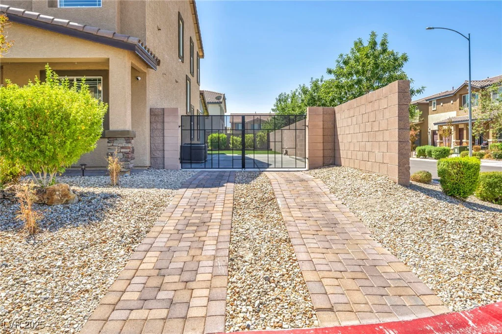 4165 Kerberos, North Las Vegas, NV 89084
