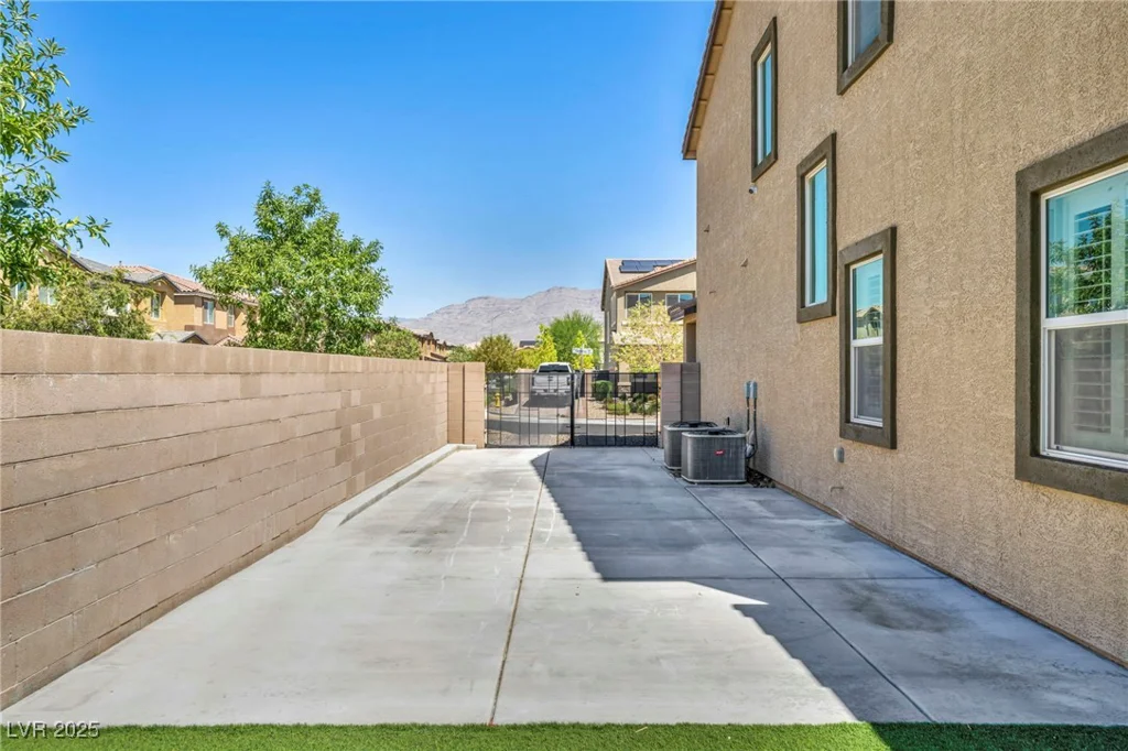 4165 Kerberos, North Las Vegas, NV 89084