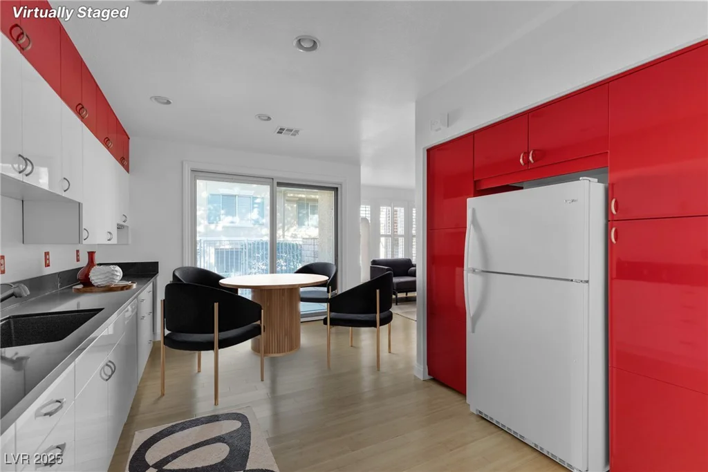 251 Green Valley, Henderson, NV 89012