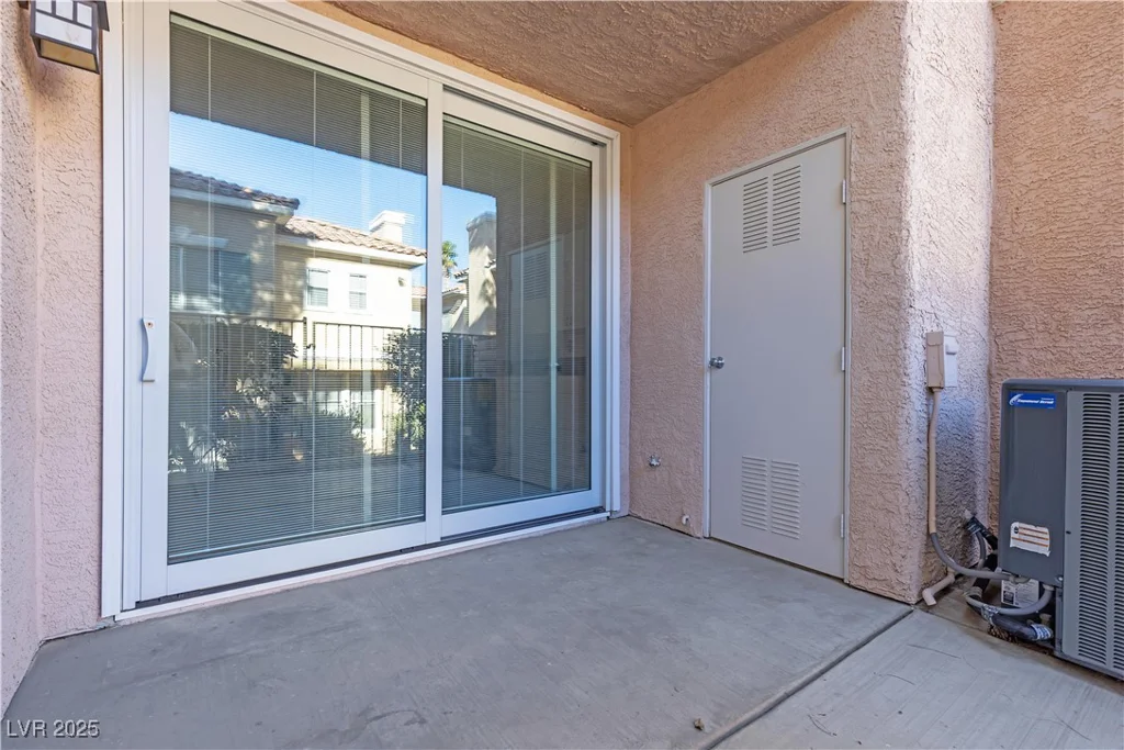 251 Green Valley, Henderson, NV 89012