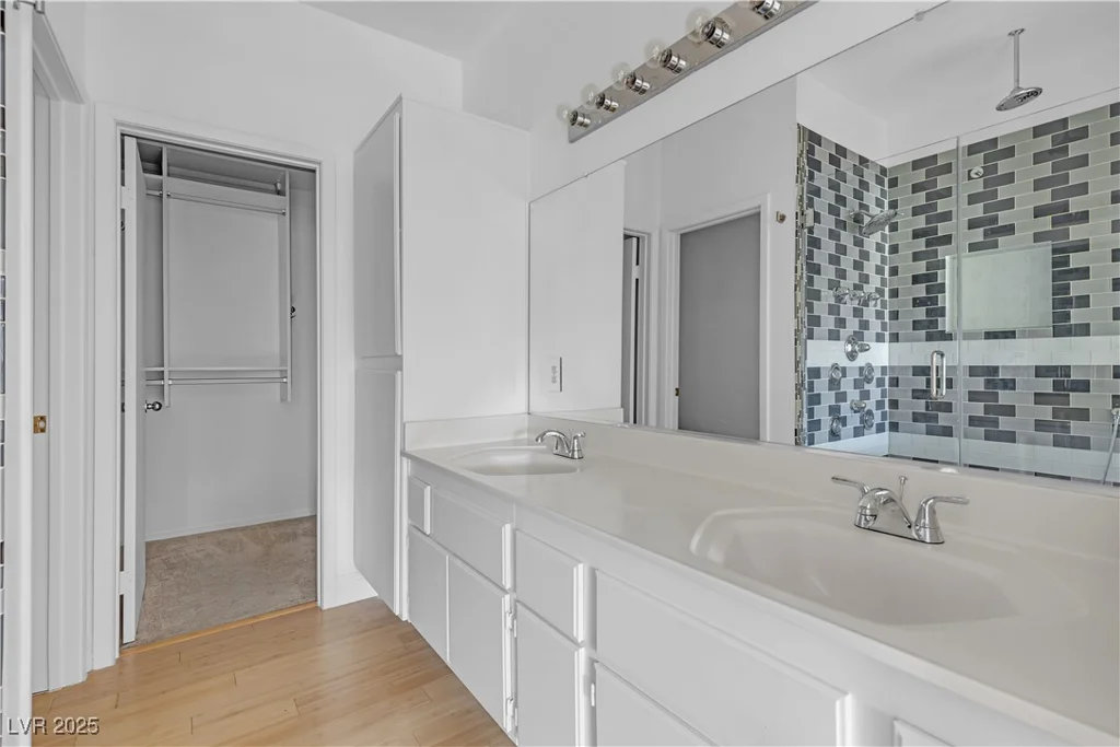 251 Green Valley, Henderson, NV 89012
