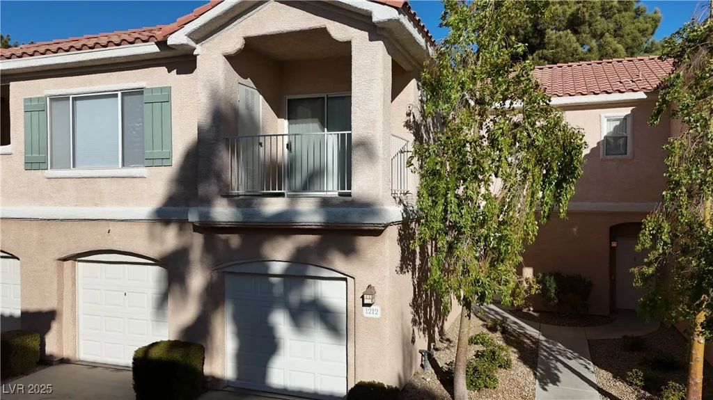 251 Green Valley, Henderson, NV 89012