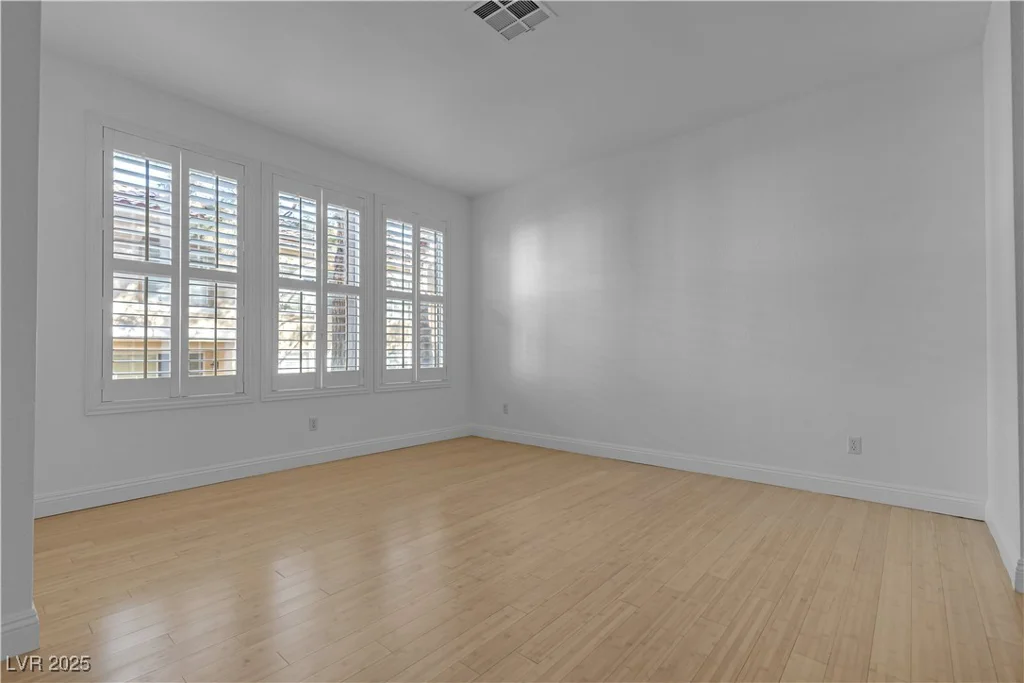 251 Green Valley, Henderson, NV 89012